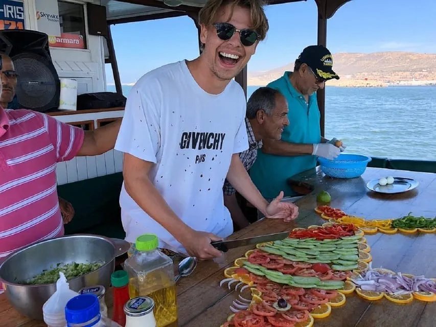 Coastal boat outing with fishing and lunch — Tour photograph 2