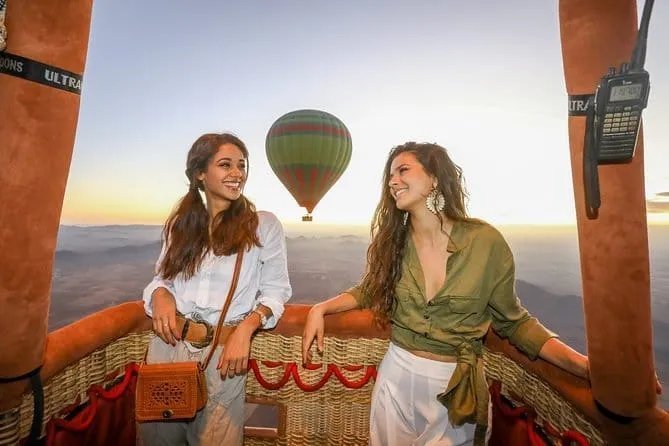 Sunrise balloon flight with Moroccan breakfast — Tour photograph 2