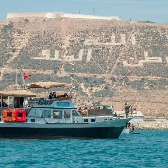 Boat day with an accompanied dive and lunch — Tour photograph 2